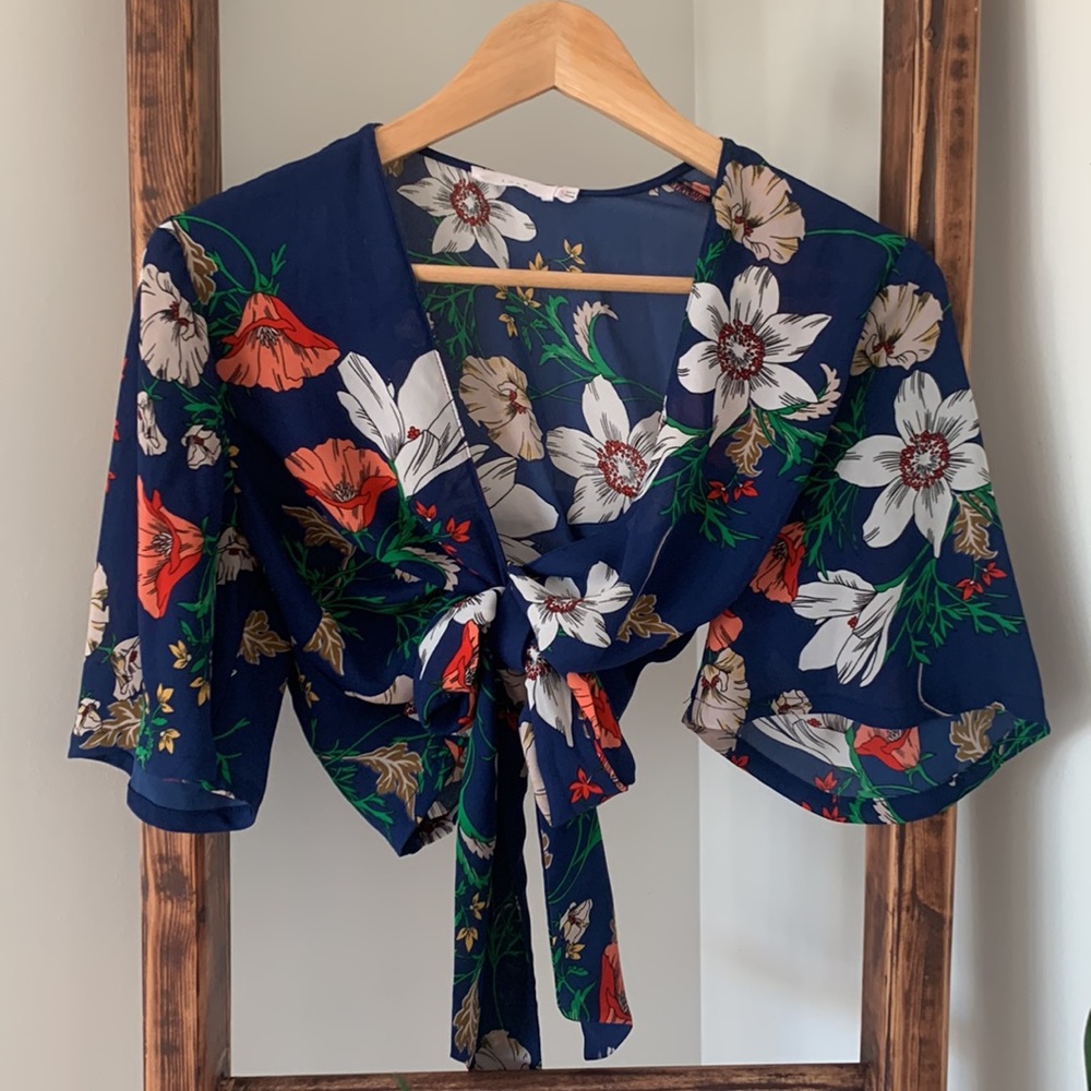 Lush Floral Knot Blouse